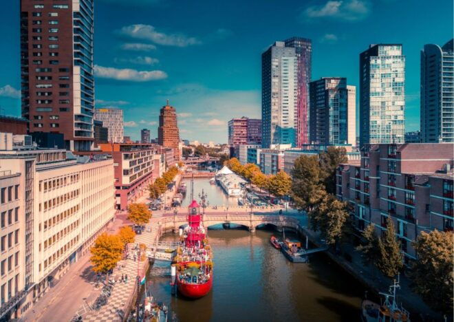 Rotterdam Highlights With Local: Walking Tour & Boat Cruise - Canal Cruise Tour in Rotterdam