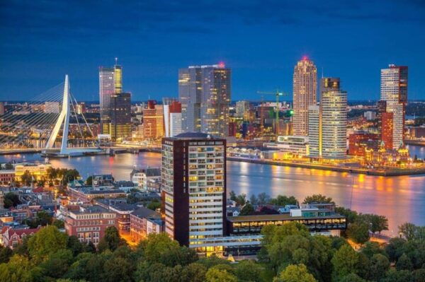 Rotterdam: Must-See Attractions Guided Walking Tour - Tour Availability