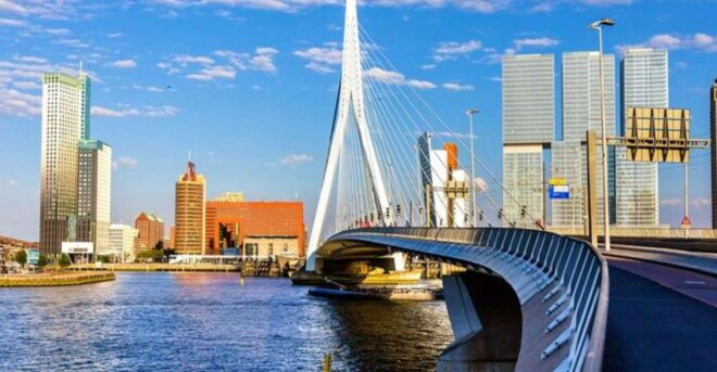 Rotterdam: Private and Custom Walking Tour With Local Guide - Rotterdam