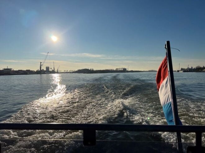 Rotterdam: Waterbus Ticket to Dordrecht And/Or Kinderdijk - Booking Details