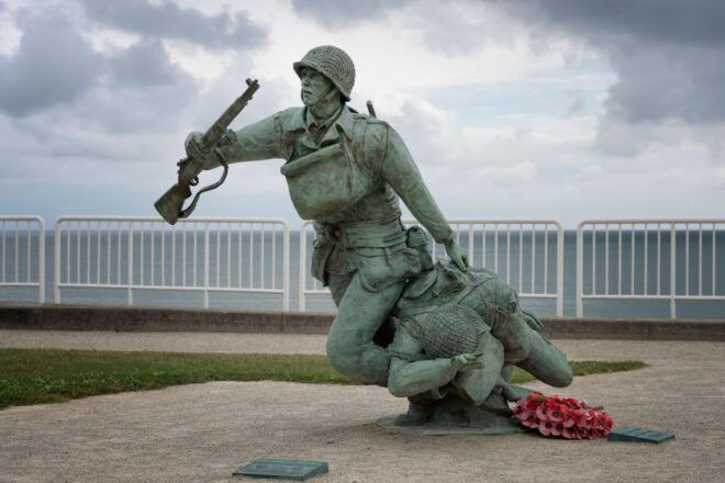 Rouen: American Landing Beaches Discovery Private Tour - Accessibility