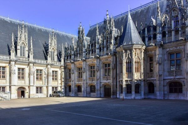 Rouen: Guided Tour of the Historic Center - Common Questions
