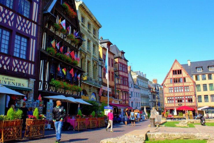 Rouen, Honfleur, Deauville: Private Round Tour From Paris - Good To Know