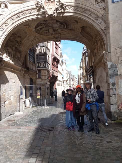 Rouen: Private Walking Tour with a Local - Good To Know