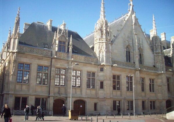 Rouen Scavenger Hunt and Sights Self-Guided Tour - Additional Information and Resources