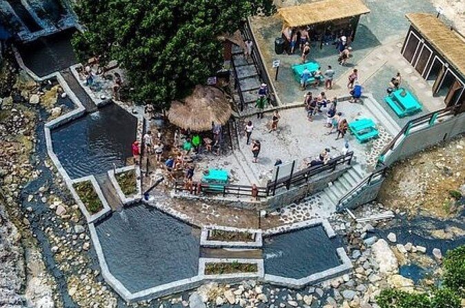 Round the Island Tour Explore St. Lucia Highlights - Reduit Beach: Relaxing and Iconic Landmarks