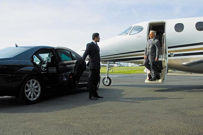 Round Trip Airport Transfer- From Delhi Airport to Hotel & Back to Delhi Airport - Good To Know