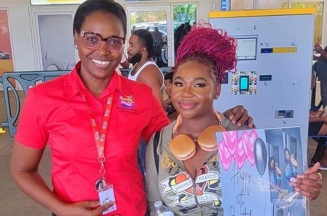 Round trip airport transfer from MBJ airport to MBJ resorts - Who Will Love This Service?