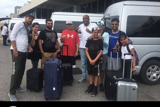 Round-trip Airport Transfer to Grand Palladium Resort & Spa - Good To Know