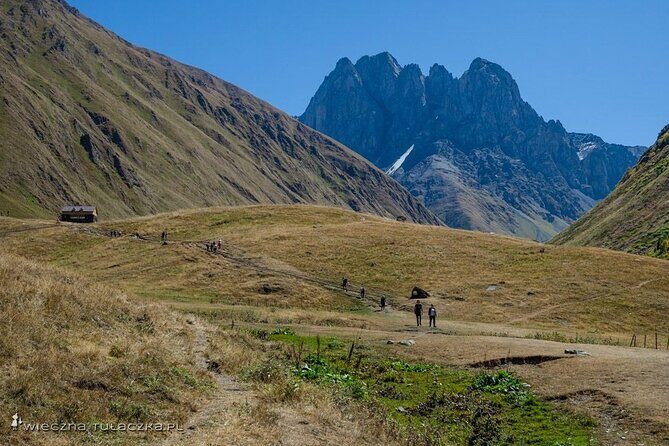 Round Trip Bus Transfer to Juta from Kazbegi - FAQ