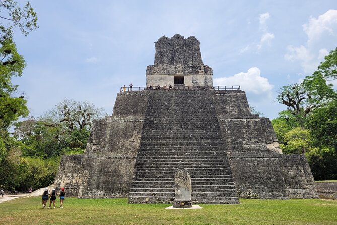 Round-Trip Exclusive Transfer to Tikal From Flores - Key Service Details