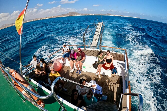 Round-Trip Ferry Ticket From Corralejo Lobos Island Entry, Fuerteventura - Common Questions