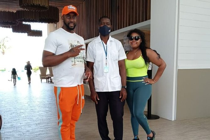 Round-Trip or Direct Private Airport Transfer to Lucea Resorts - Pricing and Booking Details