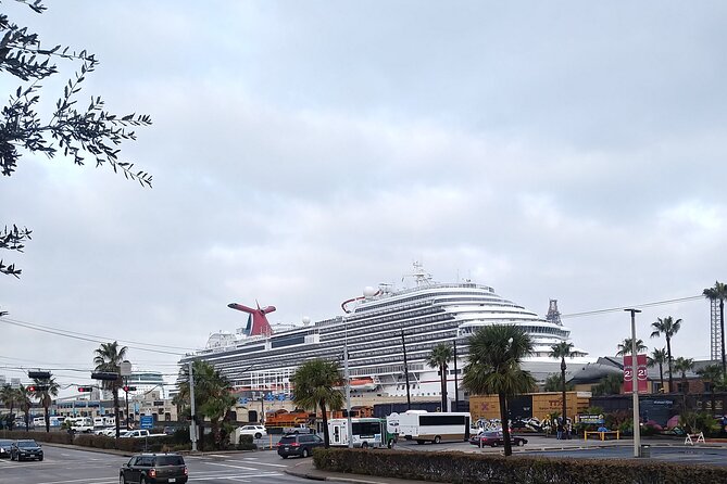 Round Trip Transportation From Houston to Galveston by SUV - Cancellation Policy