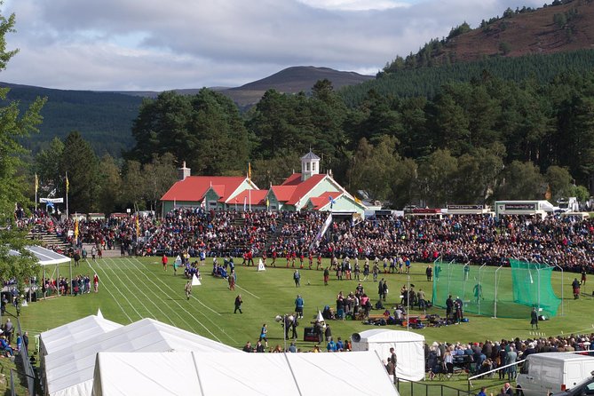 Round-Trip Transportation to the Braemar Highland Games From Edinburgh - Reviews