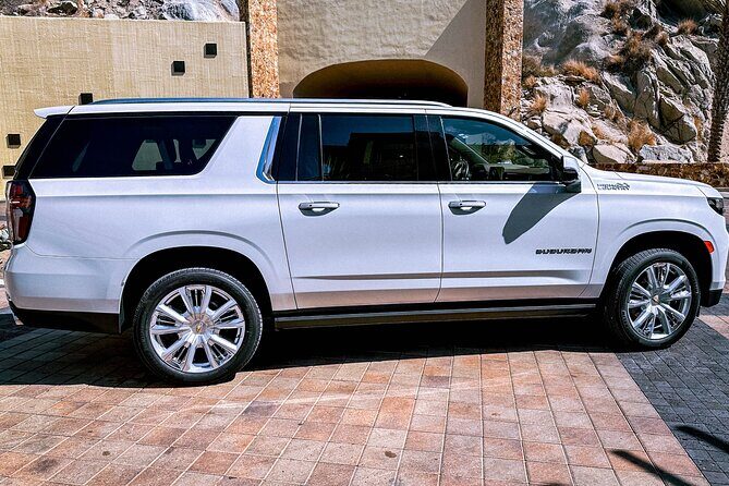 Roundtrip Deluxe Suburban Transportation - Why Choose This Transportation Service?