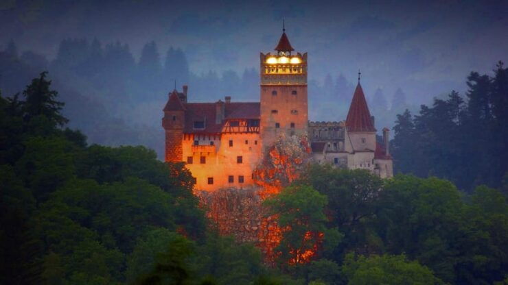 Roundtrip From Bucharest to BrașOv: Chauffeur-Driven Tour - Detailed Itinerary