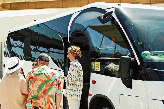 Roundtrip/Oneway Transfer: Orlando Intl Airport to Disney Hotels - An In-Depth Look at Your Orlando Airport Transfer