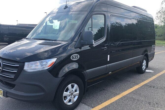 Roundtrip Private Shopping Transfer to Woodbury or Jersey Gardens - Good To Know