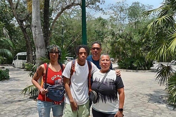 Roundtrip Private Transfer Cancun - Xcaret Parks (1-8 Pax) - Why This Transfer Works Well