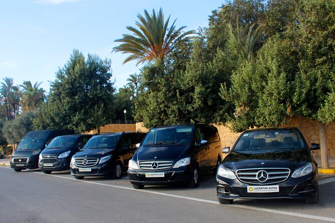 Roundtrip Transfer Airport-Hotel in Alicante Cars of up to 8 Passengers - Pricing and Booking