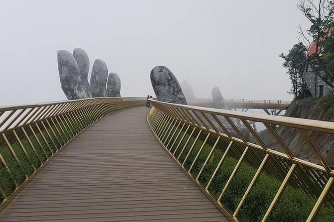 Roundtrip Transfer From Hotel in Hoi an or Da NAng to GOLDEN BRIDGE BA NA HILLS - The Sum Up