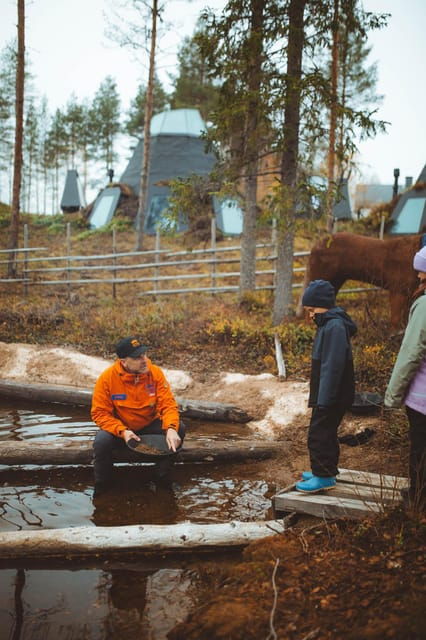 Rovaniemi: Apukka Gold Rush - Experience Highlights