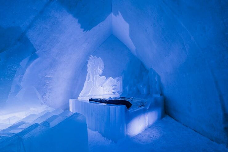 Rovaniemi: Arctic Snow Hotel Tour and Sauna Experience - Unique Experience Highlights