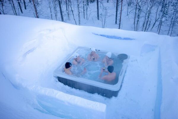 Rovaniemi: Arctic Snow Hotel Tour and Sauna Experience - Customer Reviews and Feedback