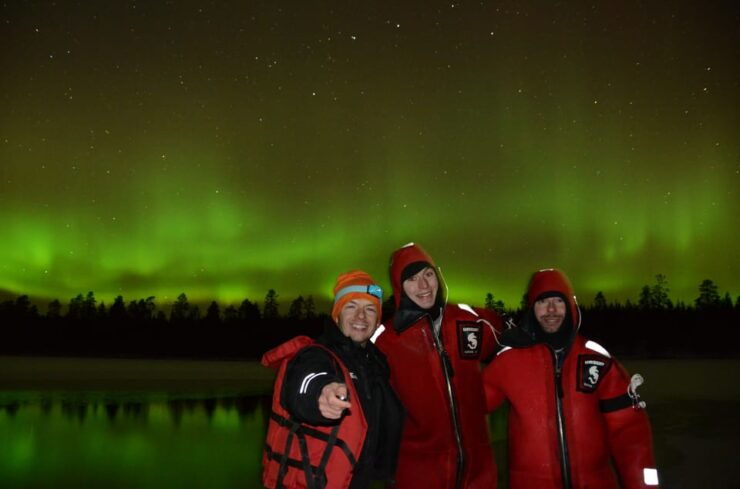 Rovaniemi: Aurora Borealis Autumn Lake Floating Experience - Good To Know