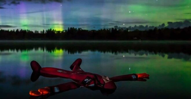Rovaniemi: Aurora Borealis Autumn Lake Floating Experience - Safety Measures and Requirements