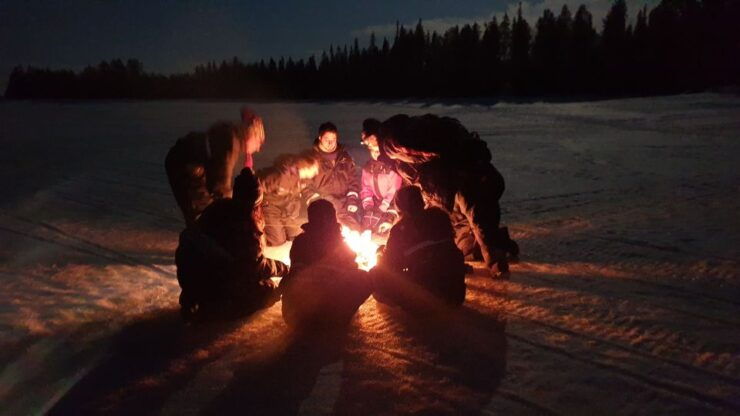Rovaniemi: Aurora Borealis Snowmobile Safari With Campfire - Location and Duration