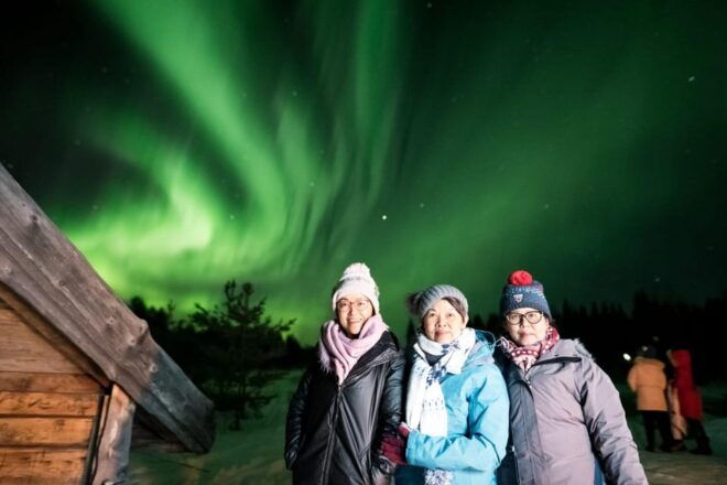 Rovaniemi: Aurora Hunting Photography Tour With Barbeque - Customer Ratings and Reviews