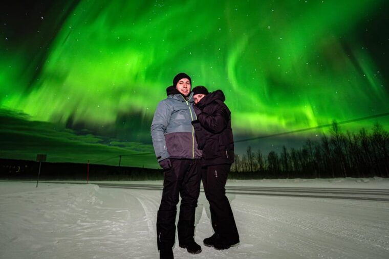 Rovaniemi: Guaranteed Northern Lights Tour with Photos - Value for Money
