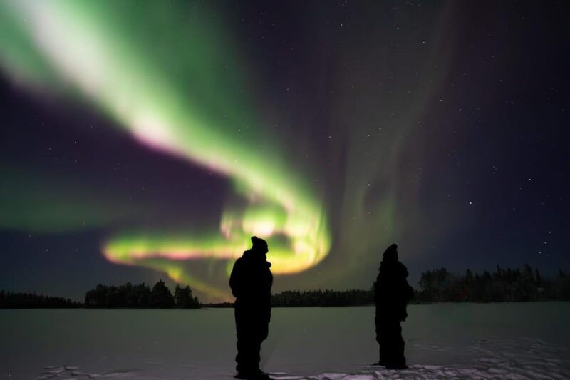 Rovaniemi: Guaranteed Ultimate Aurora Hunt with Photographer - An Introduction to the Aurora Hunt Experience