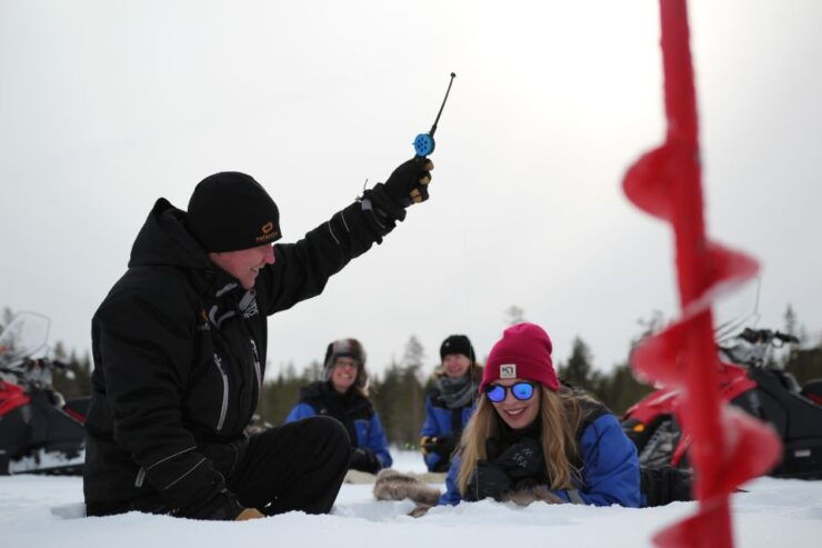 Rovaniemi: Guided Ice Fishing Experience - Experience Highlights