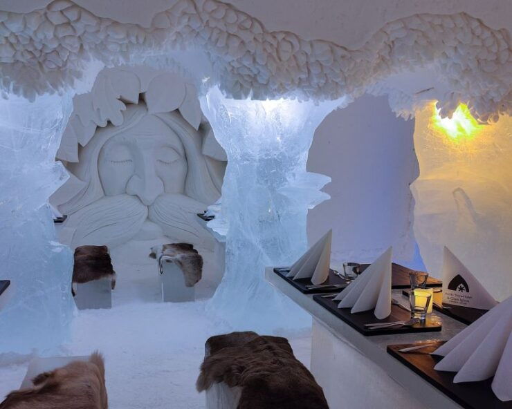 Rovaniemi: Ice Restaurant Dinner With Snow Sauna & Transfer - Experience Highlights