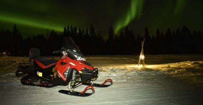 Rovaniemi: Night Snowmobile Tour - Inclusions and Amenities