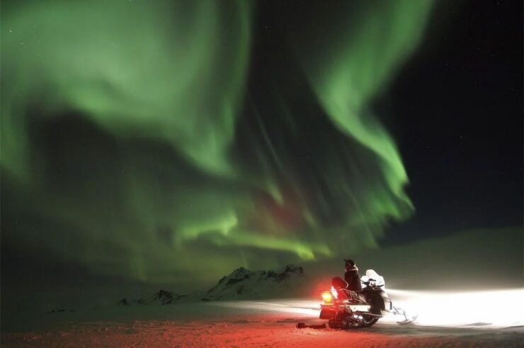 Rovaniemi: Northern Lights Snowmobile Hunt - Activity Details