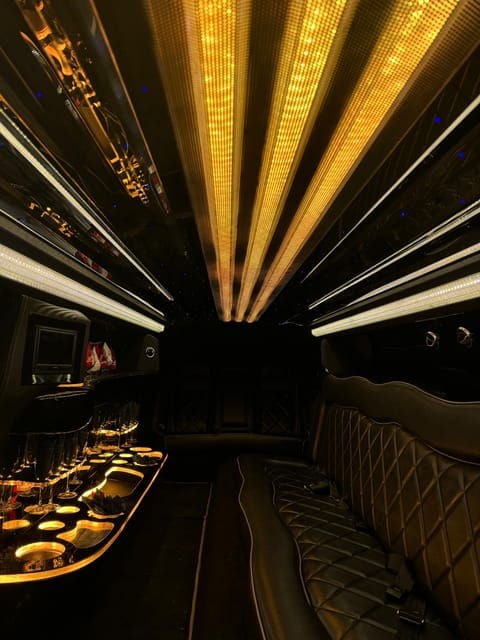 ROVANIEMI: Private Limousine Ride - Good To Know