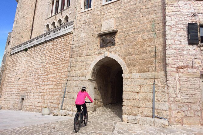 Rovinj private biking tour by electric powered bike - Why Choose the Rovinj Private Biking Tour?