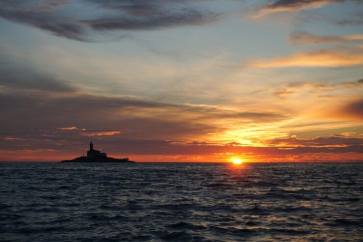 Rovinj: Sunset Boat Trip With Dolphin Watching - Activity Details