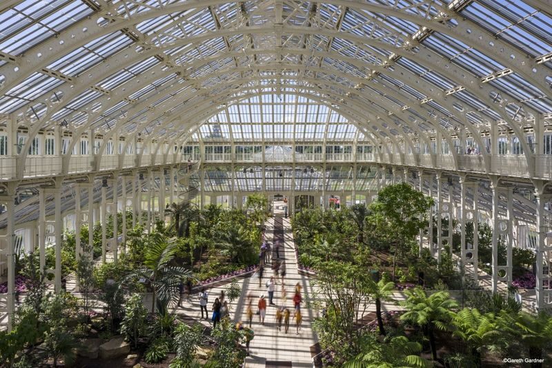 Royal Botanic Gardens Ticket in Kew Gardens - Add Kew Palace and the Queen’s Garden in season