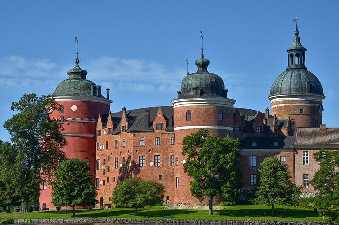 ROYAL Castle Tour Gripsholm and Drottningholm PRIVATE - Common Questions