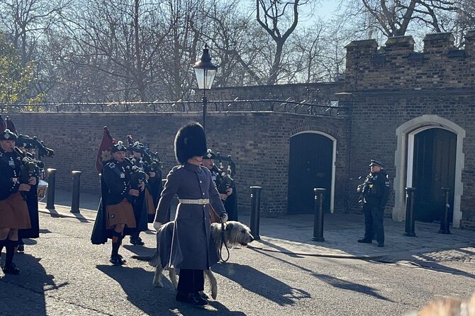 Royal Family and Changing of the Guard Walking Tour - Additional Information and Resources
