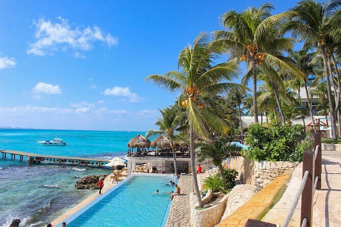 Royal Garragon with Dolphin Encounter in Isla Mujeres - FAQs