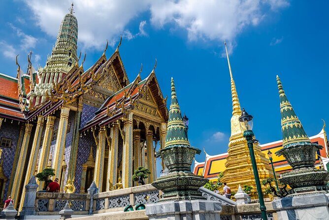 Royal Grand Palace Emerald Buddha and Reclining Buddha Group Tour - An In-Depth Look at the Tour