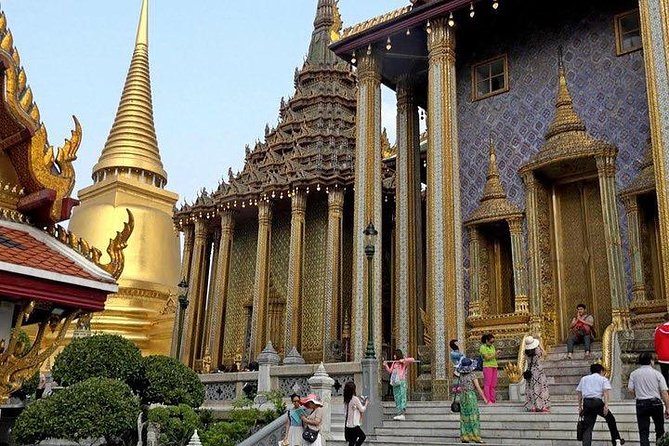 Royal Grand Palace Tour From Bangkok With the Chaple of the Emerald Buddha - Emerald Buddha Chapel