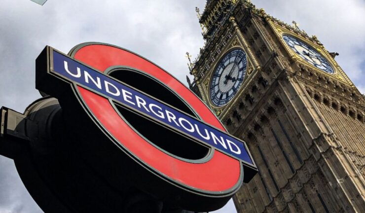 Royal London: Medieval and Tudor Monarchs Walking Tour - Highlights