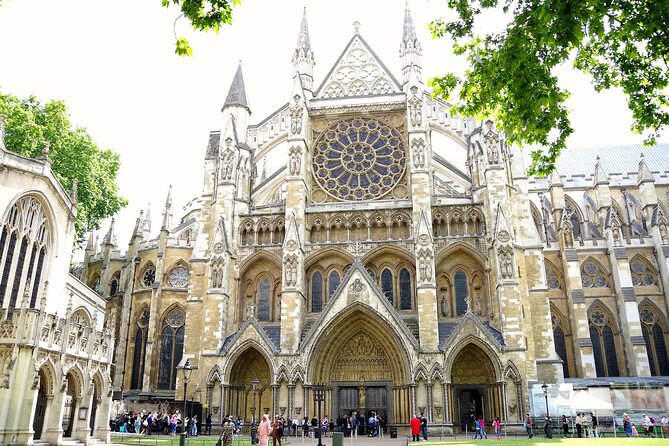 Royal London Private Walking Tour - Tour Details